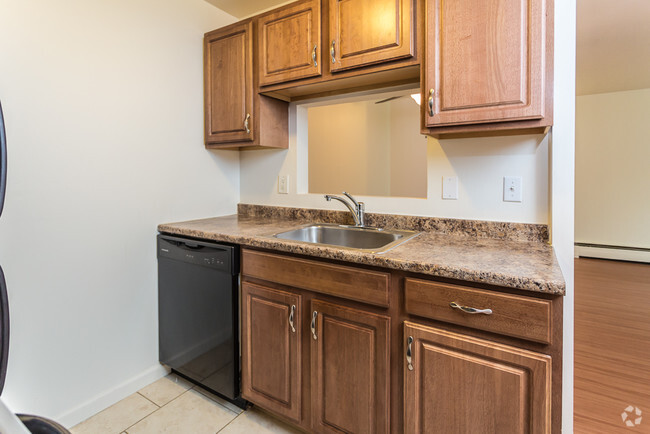 Interior Photo - Integrity Chardon / Maple Ridge Apartments