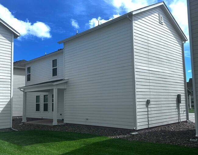 Building Photo - BRUNSWICK PLAN