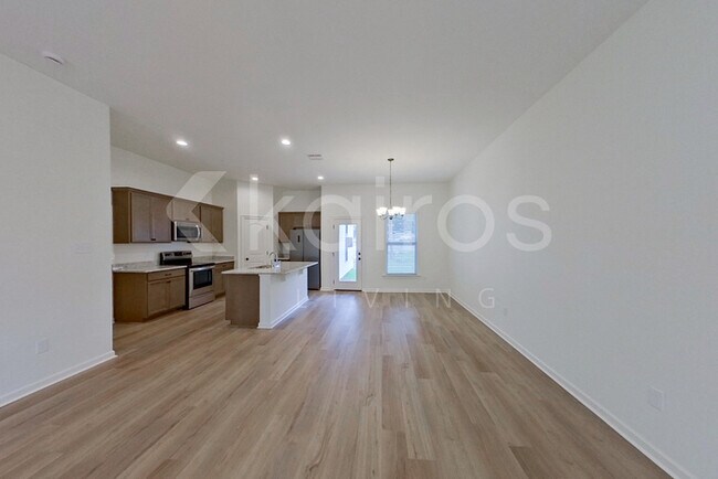 Building Photo - 105 Salvat Dr