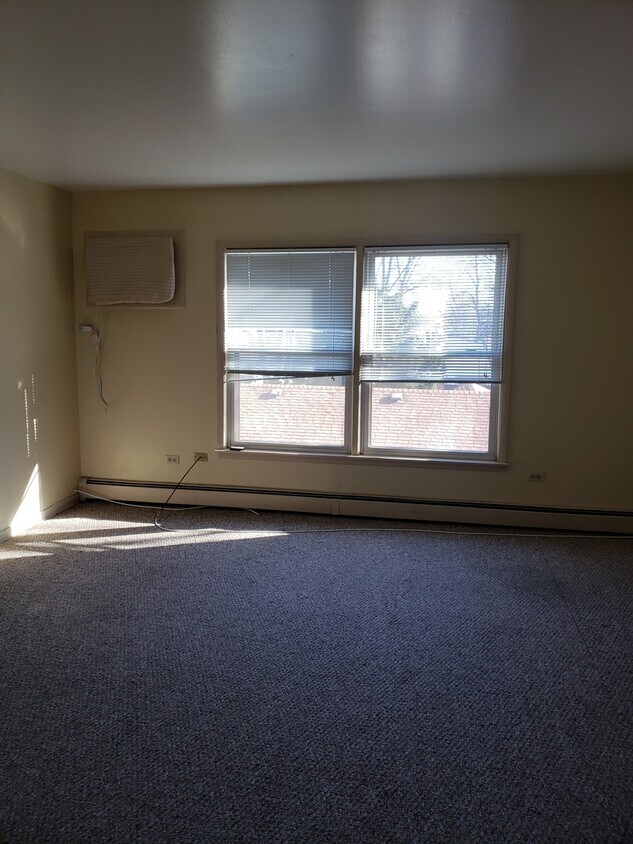 Building Photo - 754 W 144th St