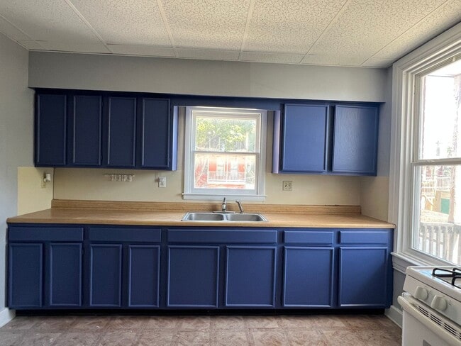 Building Photo - 119 S Belvidere Ave