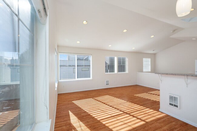 Foto del edificio - 1213 Townhomes