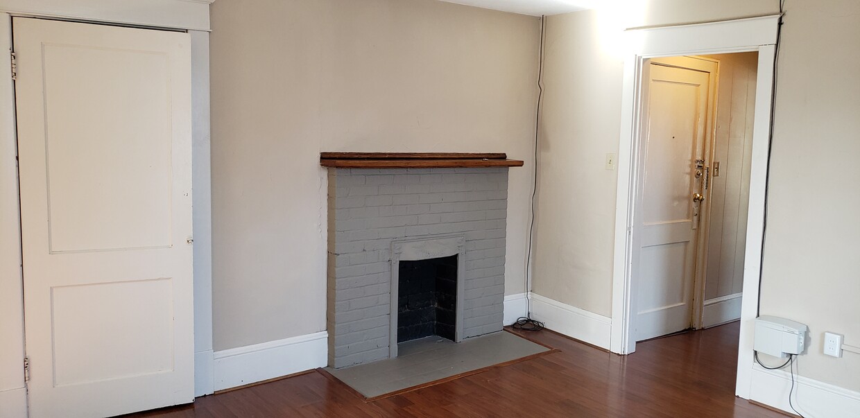 Living Room - 338 Melrose St