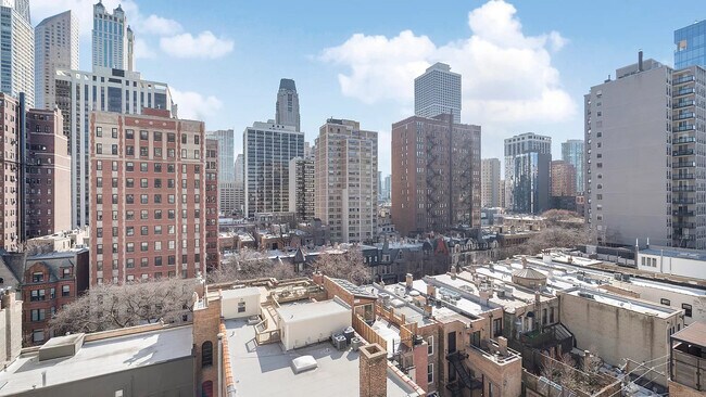 Foto del edificio - 71 E Division St