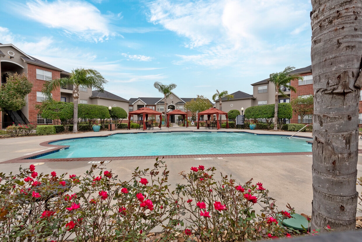 Advenir at The Med Center Apartments Houston, TX