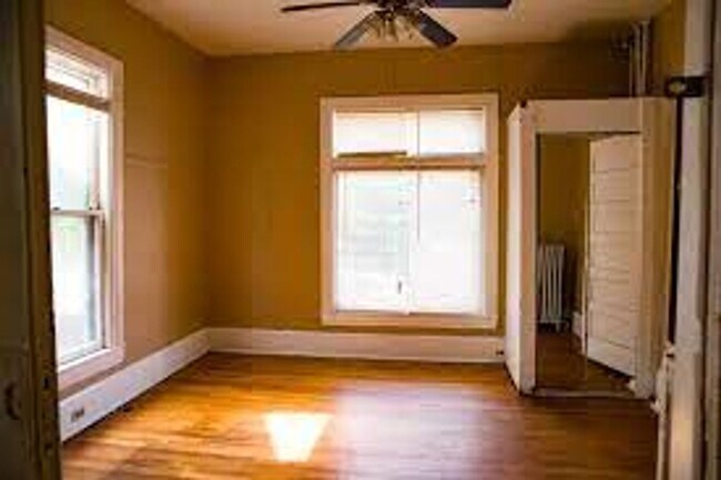 Foto del edificio - 524-8TH