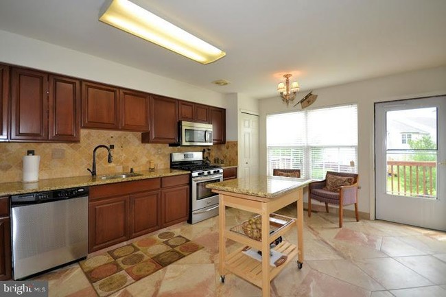 Building Photo - 115 Farrington Ct