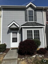 Building Photo - 1114 Patrick Henry Pl