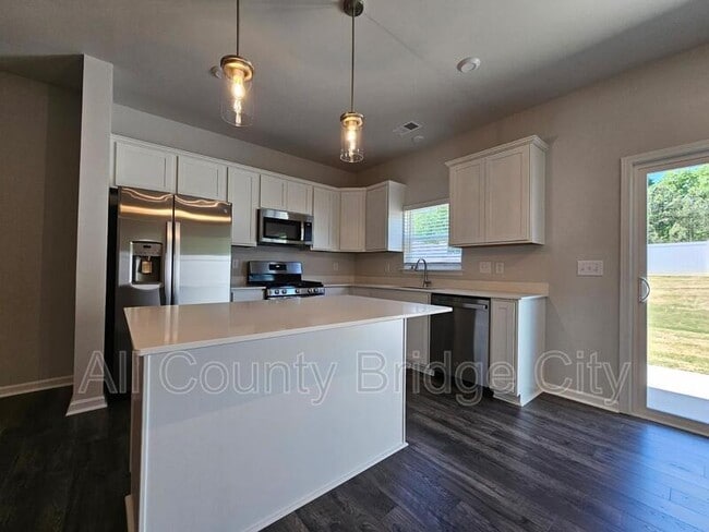 Building Photo - 157 Randwick Ln