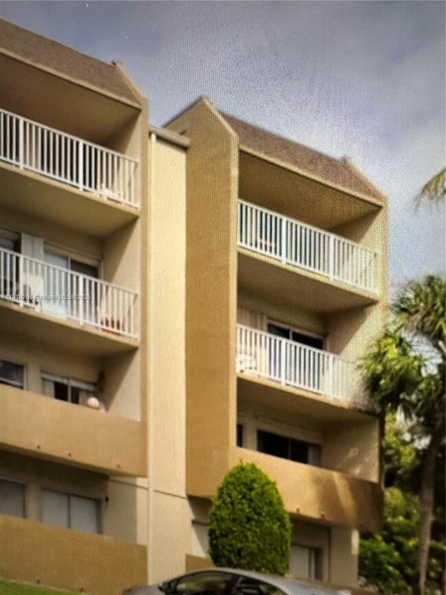 Building Photo - 7715 SW 86th St