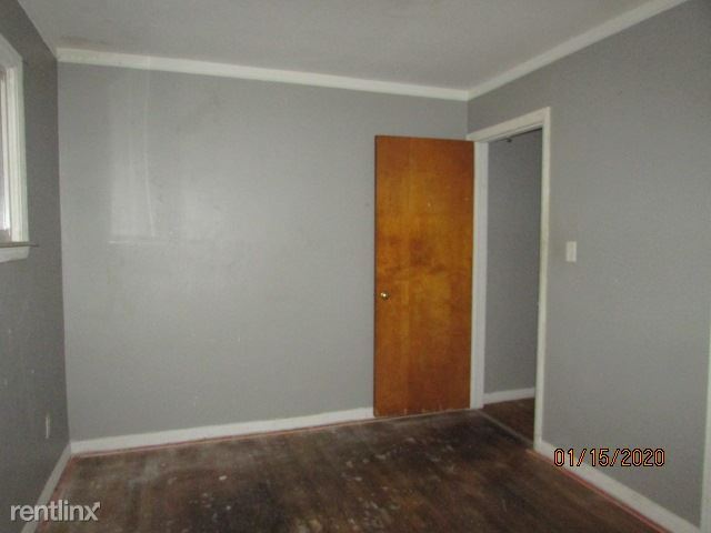 Building Photo - 3 br, 1 bath House - 11742 Roxbury St