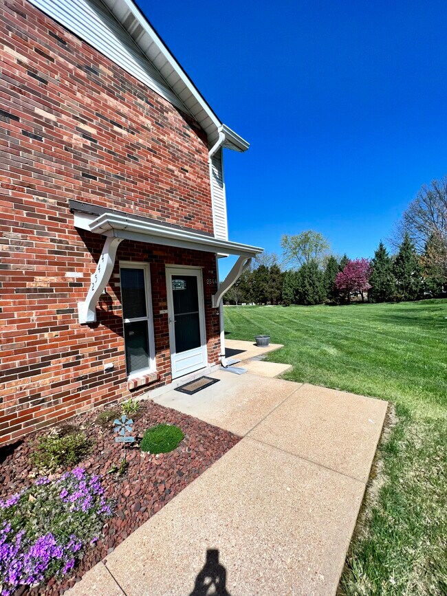 Building Photo - 2544 Coppergate Square Dr