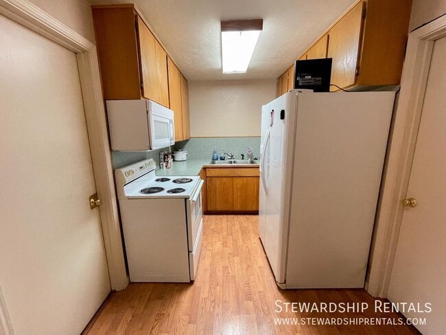 Photo - 1827 Harris St Apartment