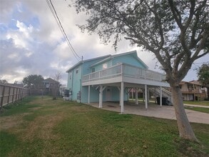 Building Photo - 1010 22nd St