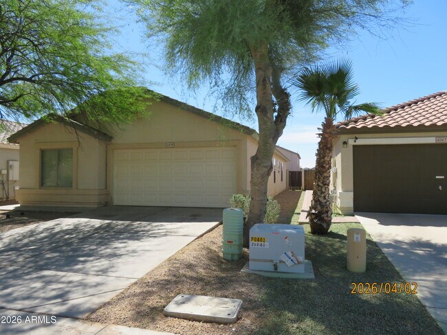 Building Photo - 4079 E Mica Rd