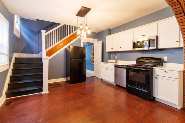 Building Photo - 1338 N Olney St
