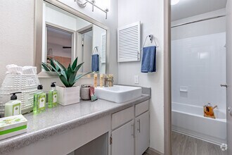 1BR, 1BA - 685SF (A2) - Bathroom - Element Apartments