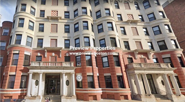 Building Photo - 881 Massachusetts Ave