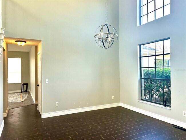 Foto del edificio - 409 Lytton Cir