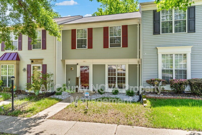 3923 Light Arms Pl, Waldorf, MD 20602 Townhome Rentals in Waldorf MD