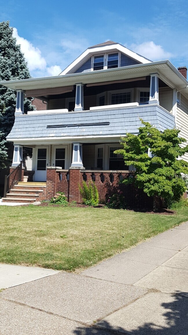 Foto del edificio - 2021 Lincoln Ave