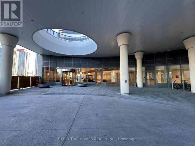 Photo du bâtiment - 5105 Hurontario St