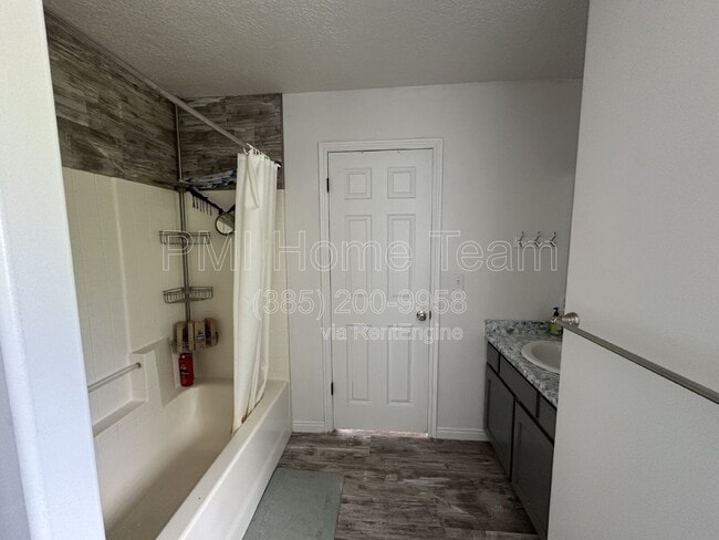 Building Photo - 619 W 2300 S