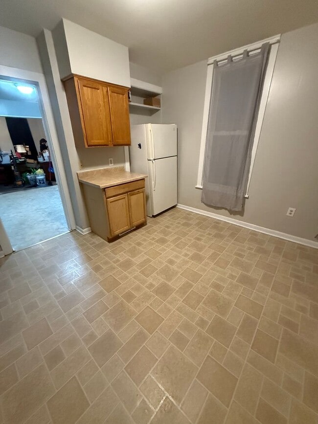 Building Photo - 1018-1020-1020 Cameron Ave