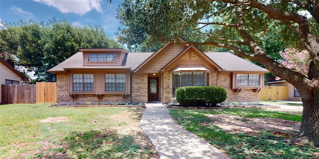 Primary Photo - 15734 Lakedale Dr