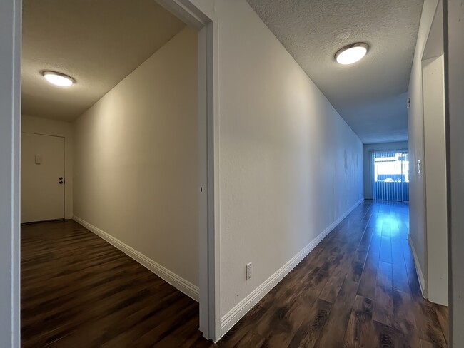 Building Photo - West Valley Terrace