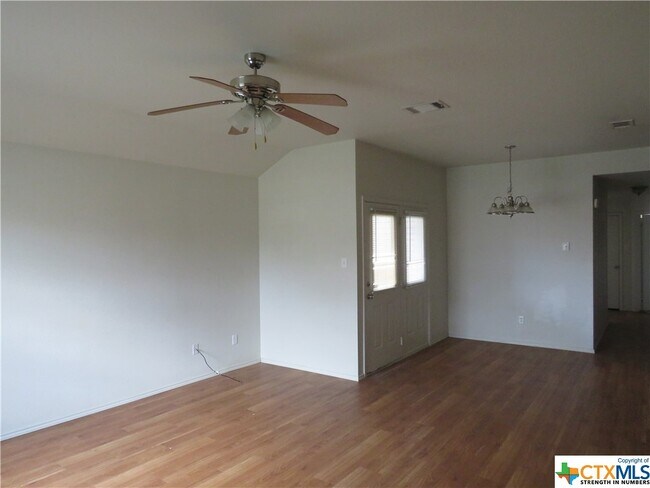 Building Photo - 6509 Temora Loop