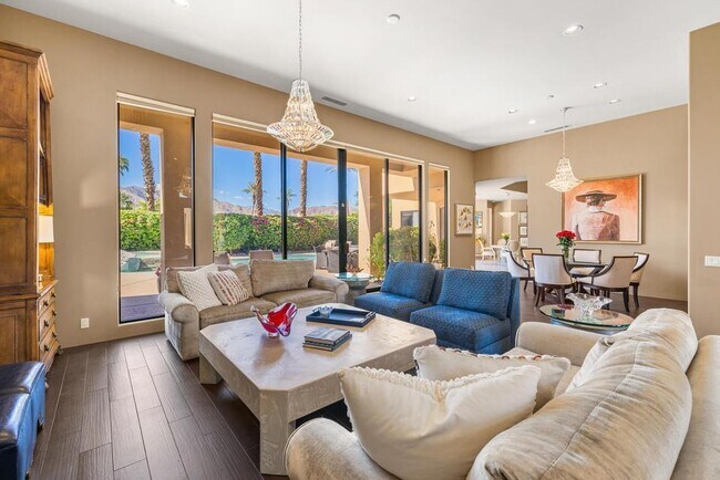 Foto del edificio - 50445 Mountain Shadows Rd