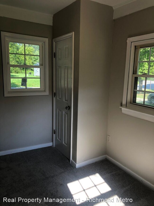 Building Photo - 3 br, 1 bath House - 3201 Gay Ave
