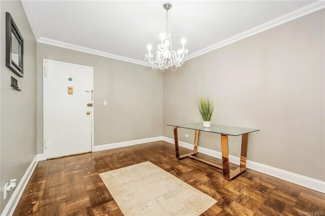 Foto del edificio - 281 Garth Rd