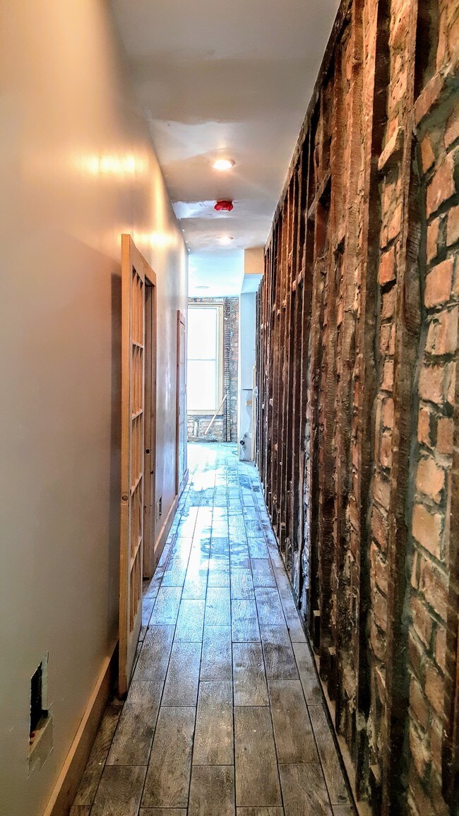 Foto del edificio - 585 Evergreen Ave