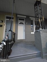 Building Photo - 3528 Joyce St