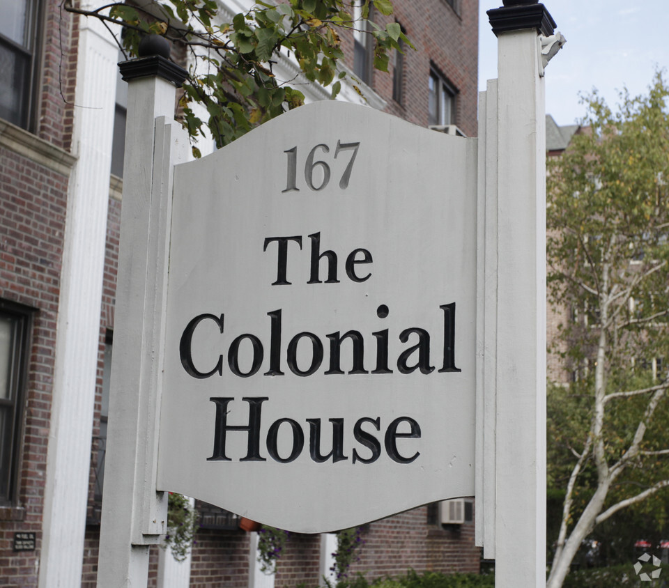 Foto del edificio - The Colonial House