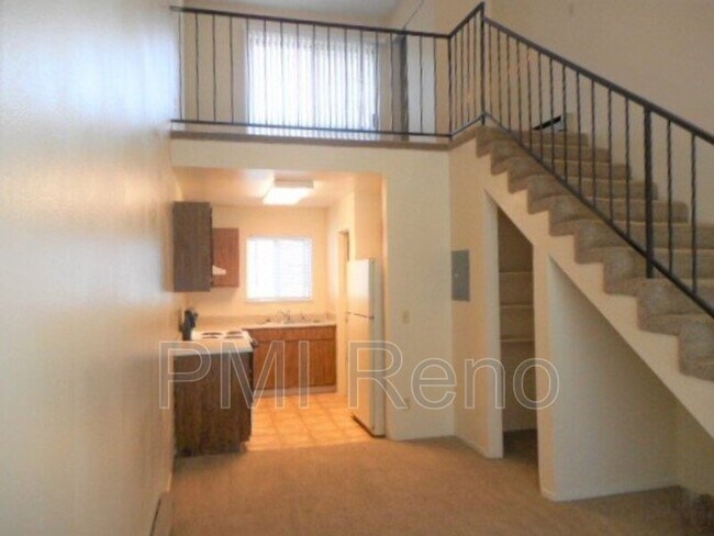 Foto del edificio - 1340 N Sierra St
