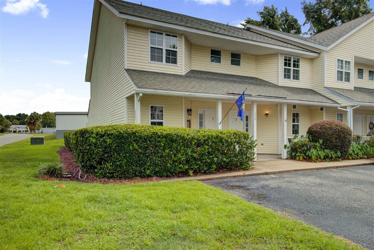 Foto principal - 235 Stefan Drive Apt #2, Charleston, SC 29...