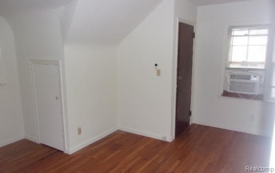 Building Photo - 455 W Breckenridge St