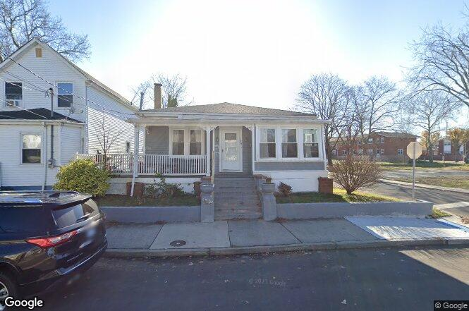 Primary Photo - 1308 Embury Ave