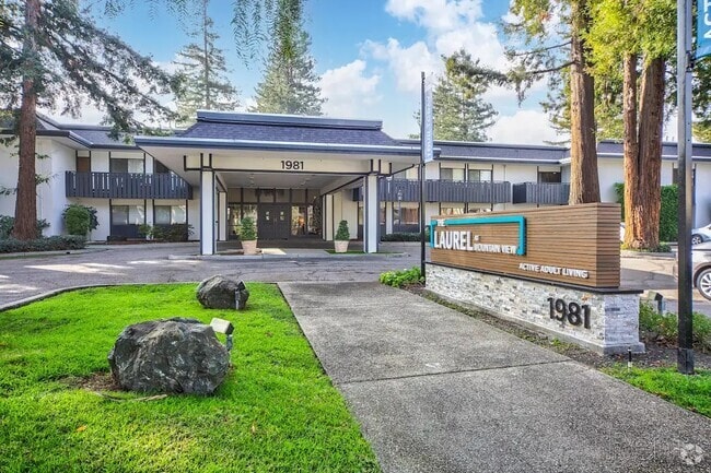 Building Photo - The Laurel at Mountain View (55+)