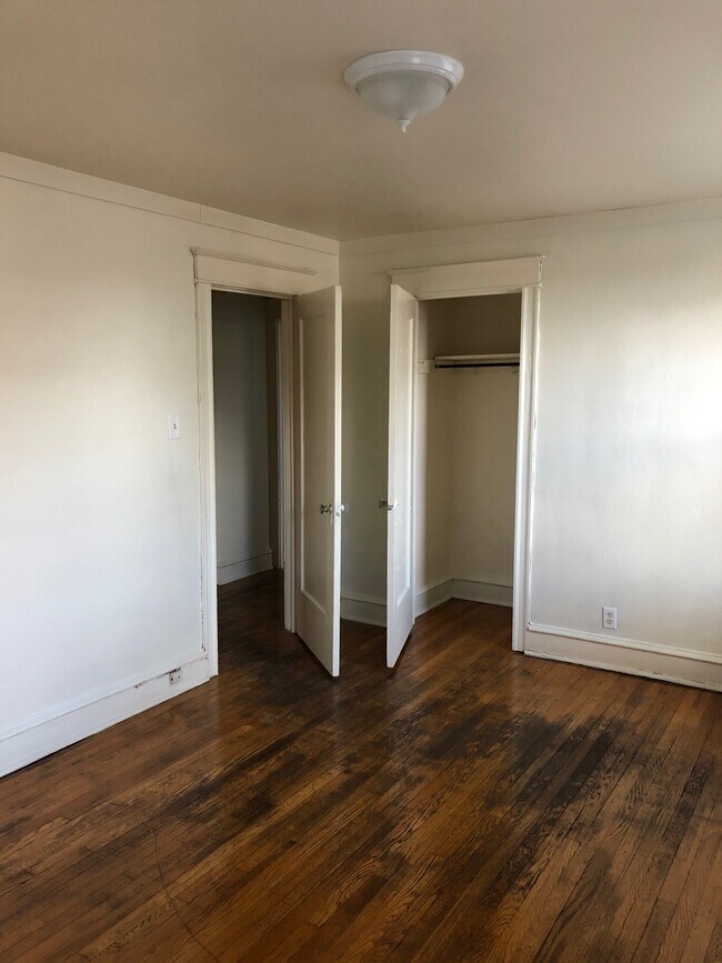 The Residences at Marchwood Apartments Philadelphia, PA