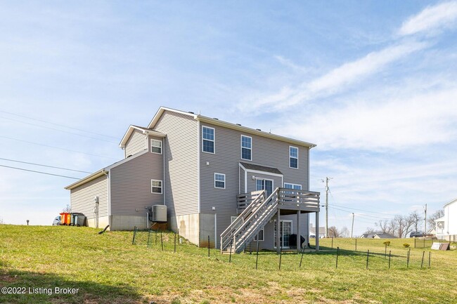 Building Photo - 436 Trinity Dr