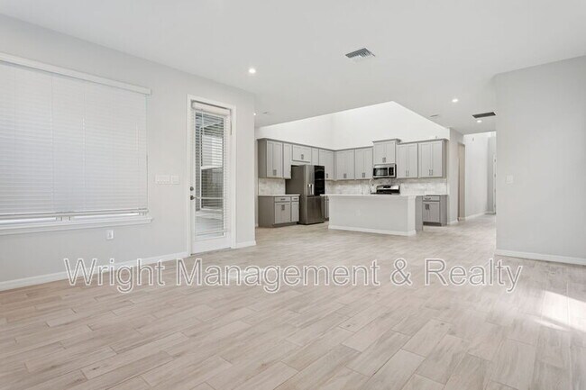 Foto del edificio - 13743 Rangeland Blvd