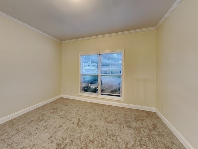 Building Photo - 1342 Thomas Daniel Way