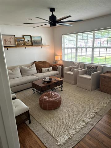 Foto del edificio - 6211 Westcoat Dr