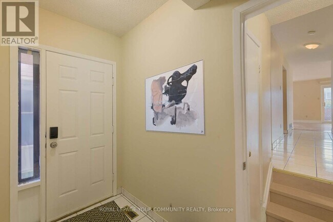 Photo du bâtiment - 174 Roxanne Crescent