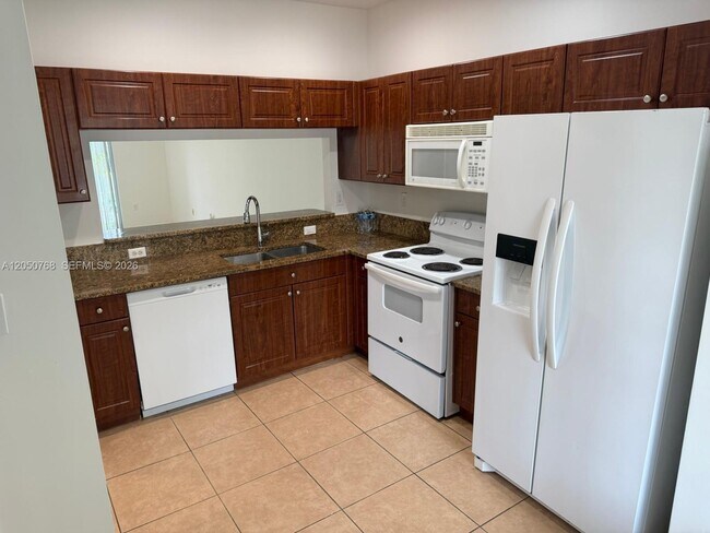 Building Photo - 8250 SW 27th St