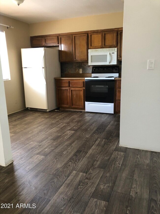 Foto del edificio - 701 S Roosevelt St